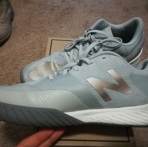 New Balance Women Tennis shoes - Picture 4 of 5